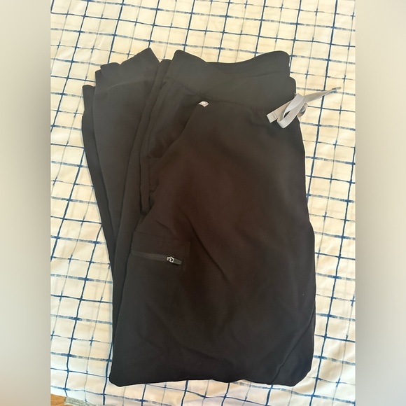 Figs Zamora high waisted jogger scrub pants - Picture 3 of 3